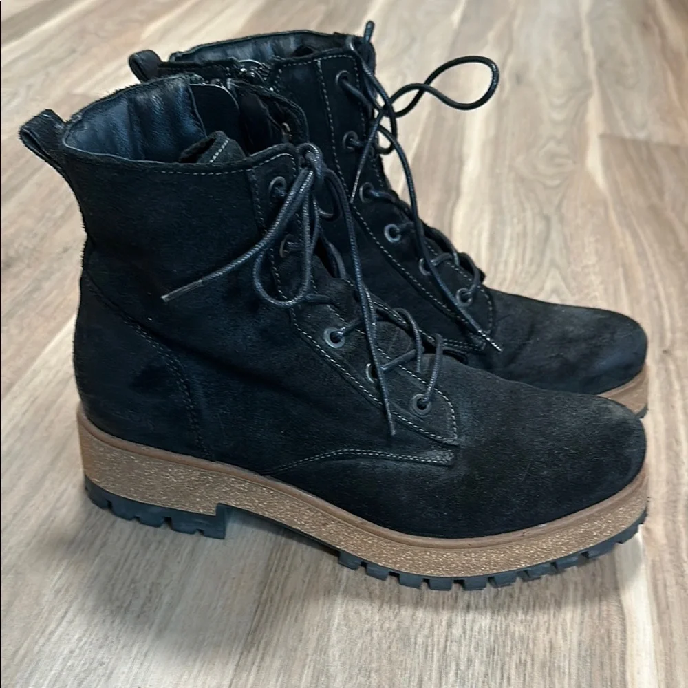 Black Suede Women's Boots - Picture 1 of 5